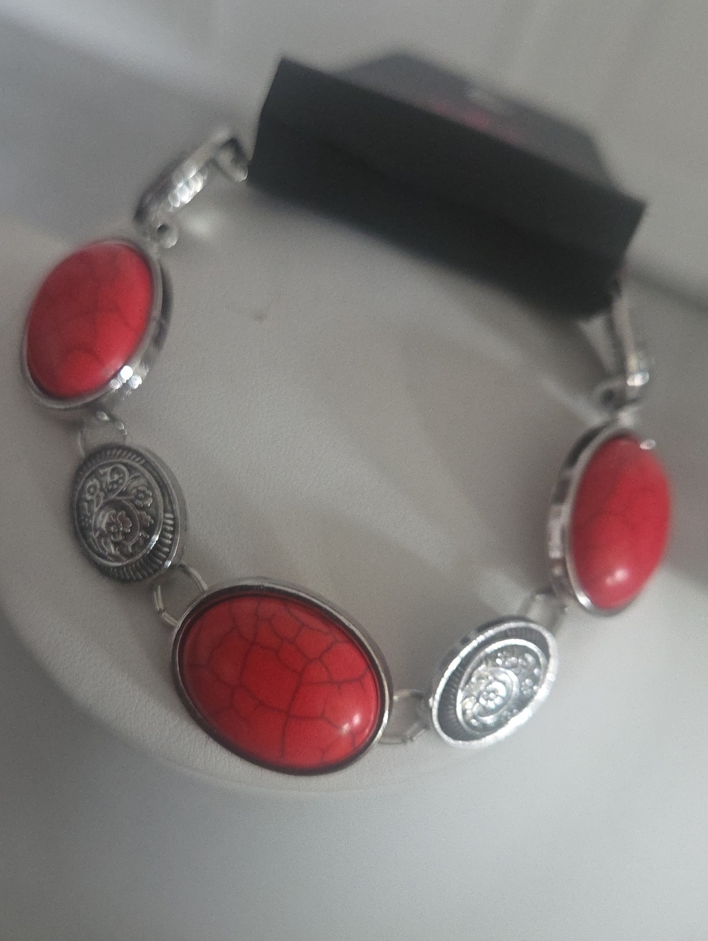 Paparazzi Cactus Country Red Bracelet NWT